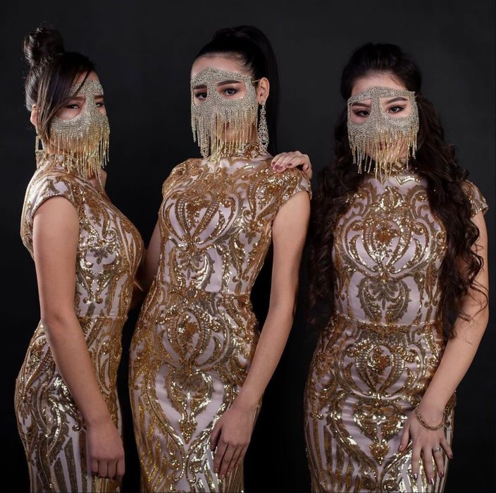 Продаются украшения для трио