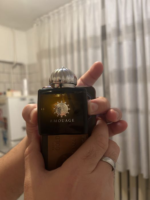 Продам парфюмв амуажи