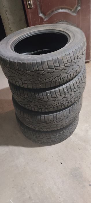 Продам зимние шины