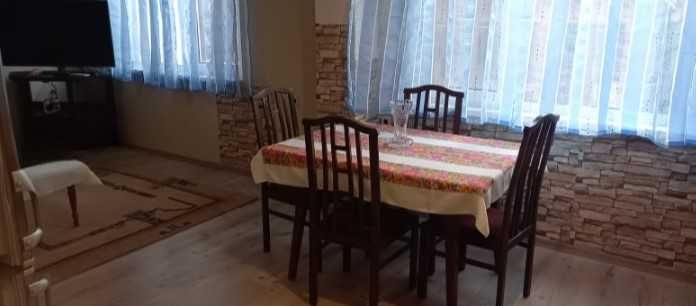 Дава се под наем Тристаен апартамент в София, Изток - 70 кв.м за 400 € - Снимка #2