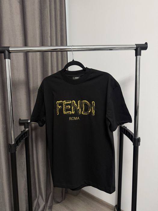 Tricou FENDI  super calitate
