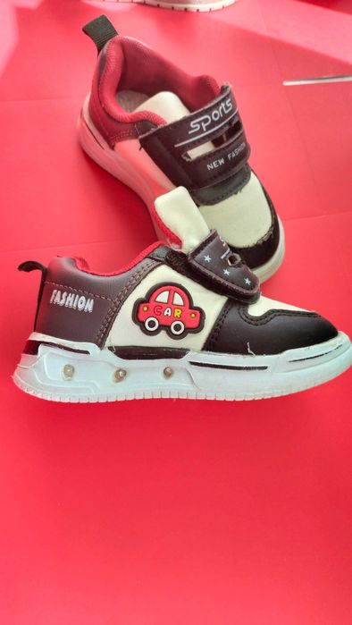 Детская обувь, б/у, в отличном состоянии .