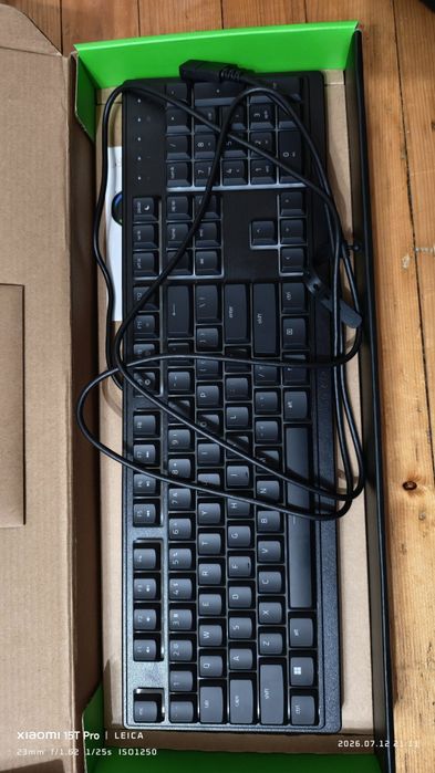 Продавам клавиатура Razer Ornata v3 X