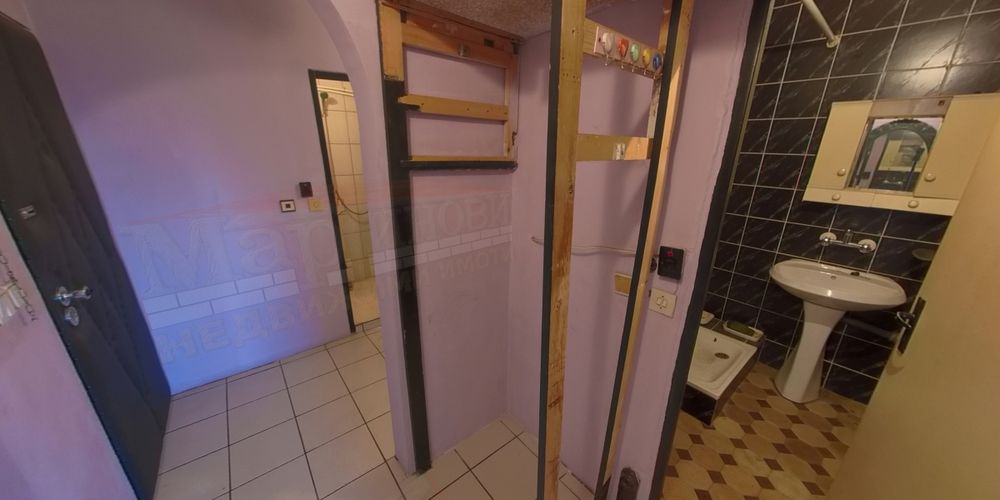 гр. Монтана, Младост-2, тристаен 78 кв.м.