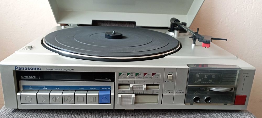 Panasonic SG-V300 mini Stereo