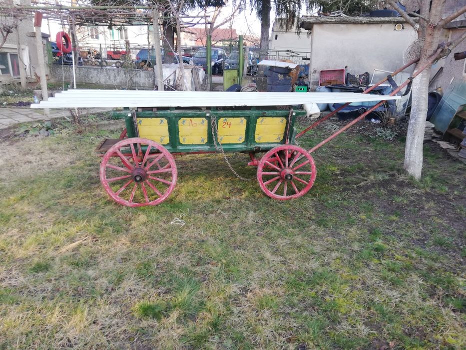 Каруца изправна за управление и колекции