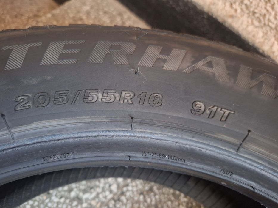 Зимни гуми 4 броя-2бр. Nexen205×55×16+2бр. Firestone Winterhawk 4 205×