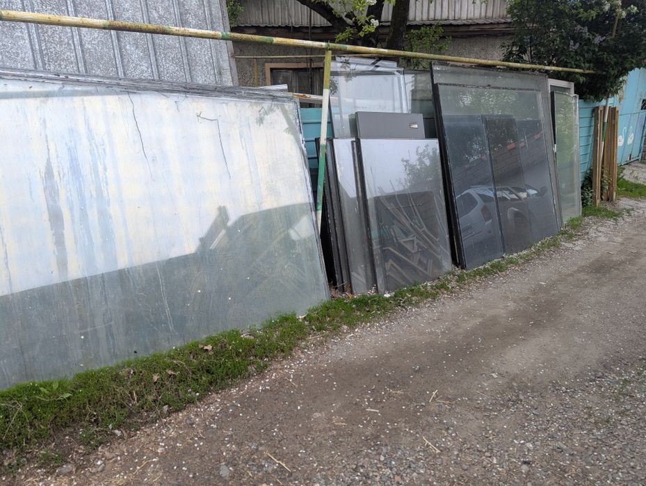 Продам стекло сталинид.