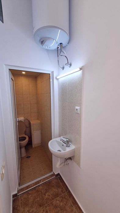 Дава се под наем Магазин в Варна, Христо Ботев - 15 кв.м за 178.5 € - Снимка #6