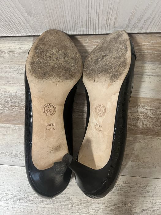 Оригинални токчета лачени bally 38 н cesare paciotti