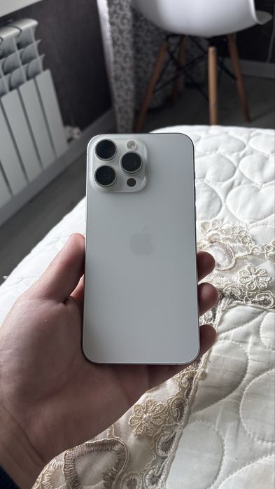 Продам Аифон 15 про мах