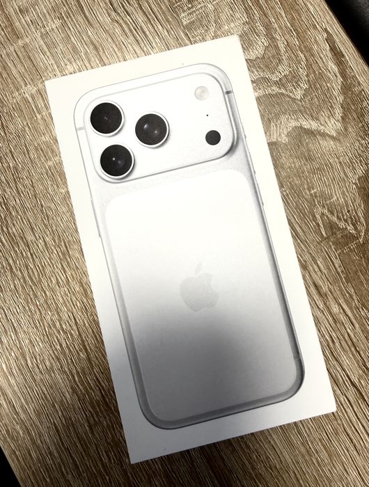 Iphone 17 pro, silver, 256 GB, sigilat, garantie 2 ani