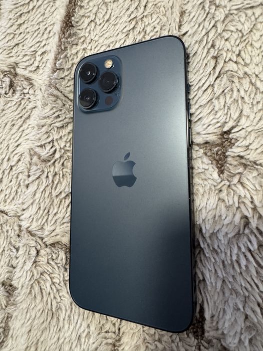 Iphone 12 pro max 256gb impreuna cu huse si folii