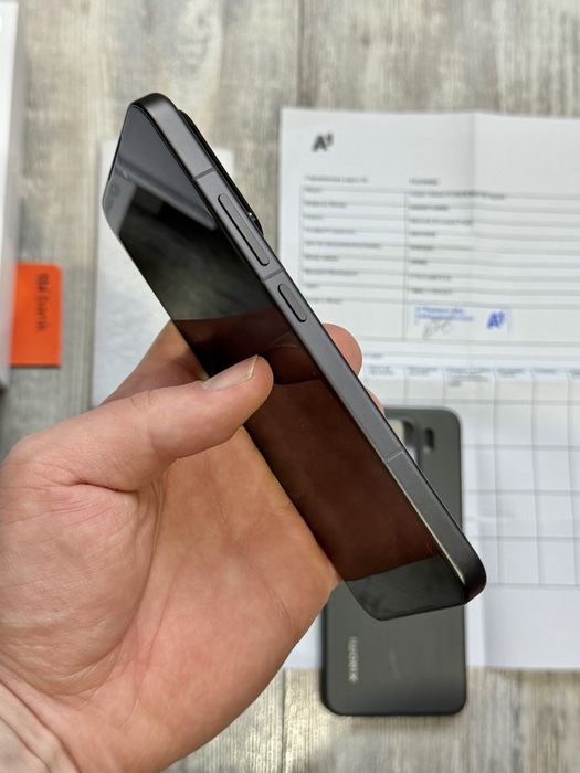 Xiaomi 15 256 GB 12+12 GB Ram  98 % Battery Health Като Нов Гаранционе