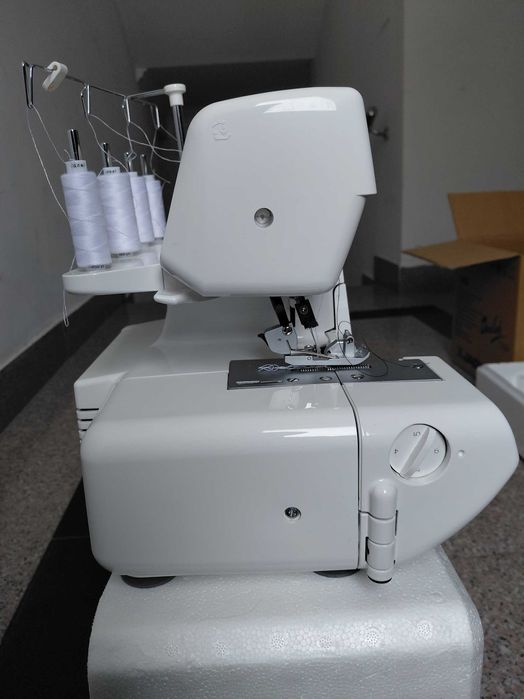 Оверлок Jaguar 735 D