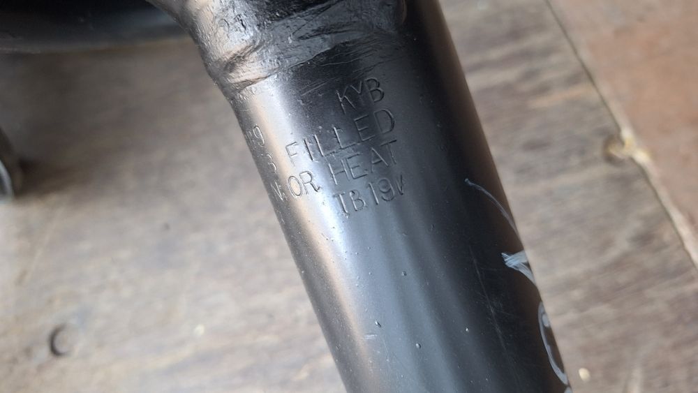 Амортизаторы камри 30 35