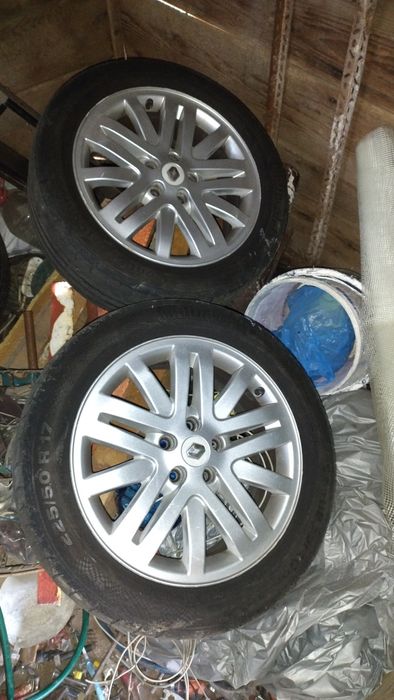 4 jante cu anvelope de vară în stare bună