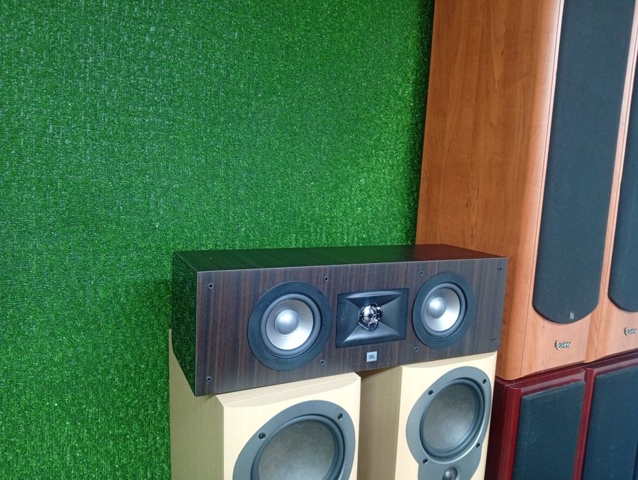Център JBL Studio -225
