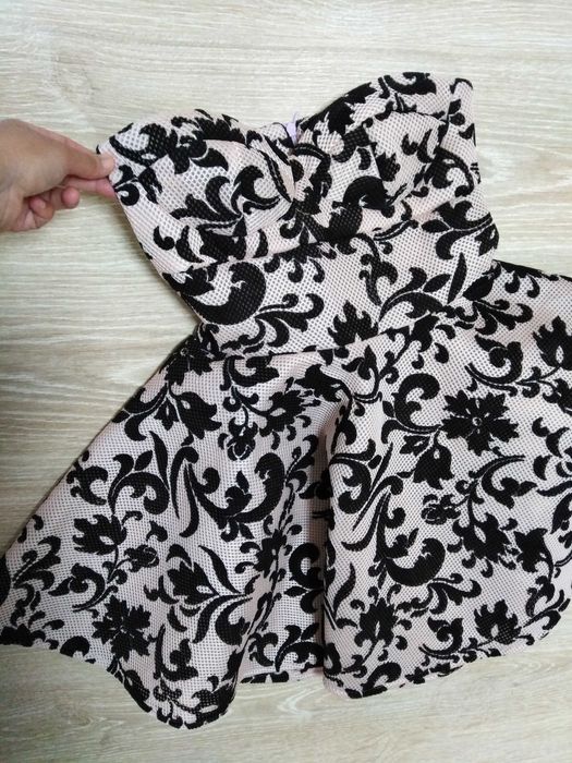 продавам нова официална рокля