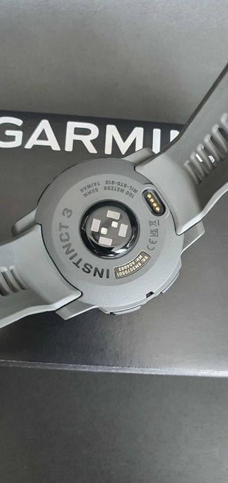 Garmin Instinct 3  50 мм, Solar Black / Charcoal