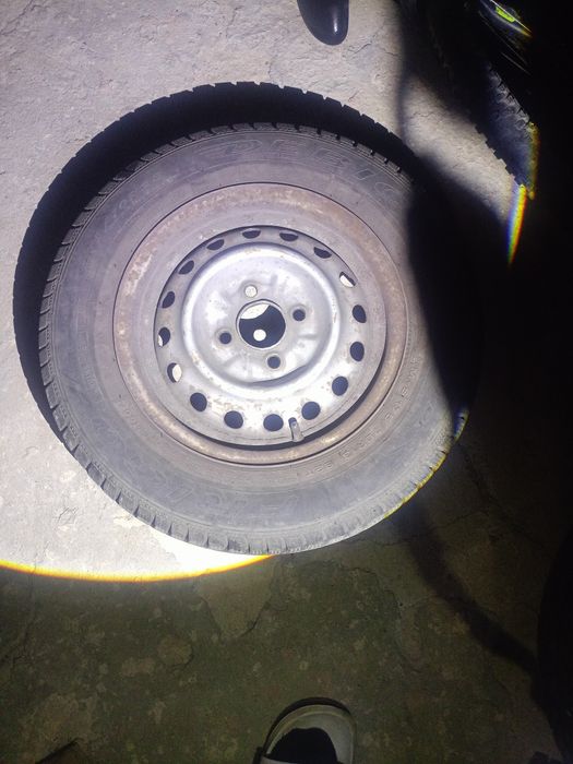 Гуми с джанти 13 цола за рено 19