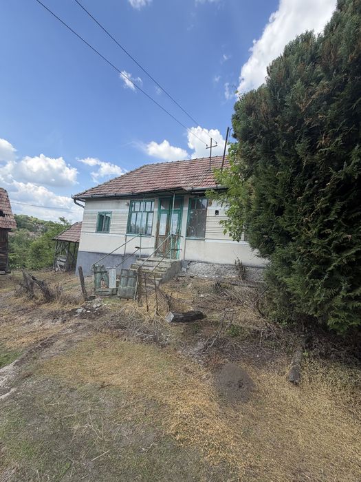 Casa de vanzare