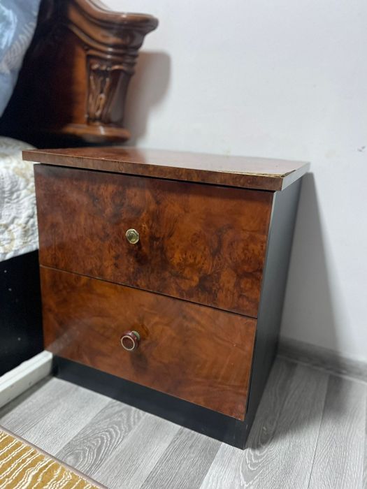 Срочно продам спальный гарнитур