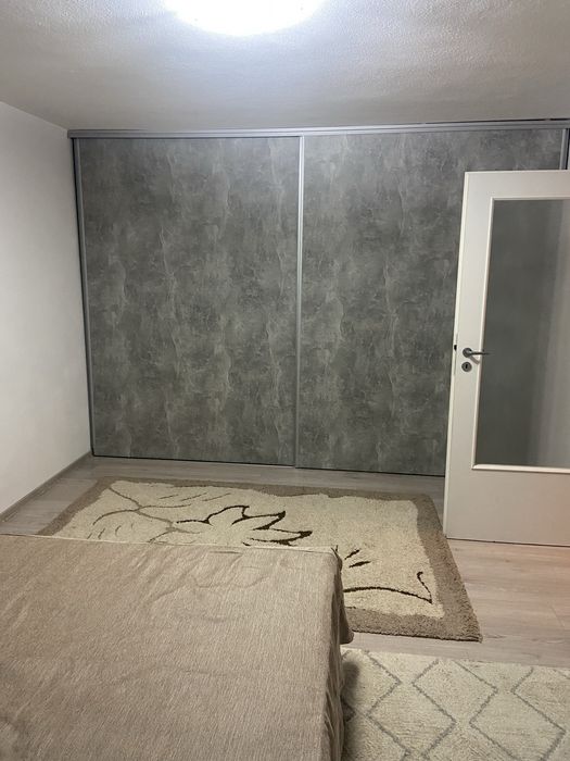 Inchiriez ap 2 camere , mobilat , utilat