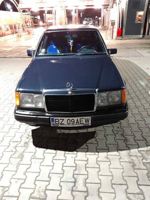 Mercedes benz w124