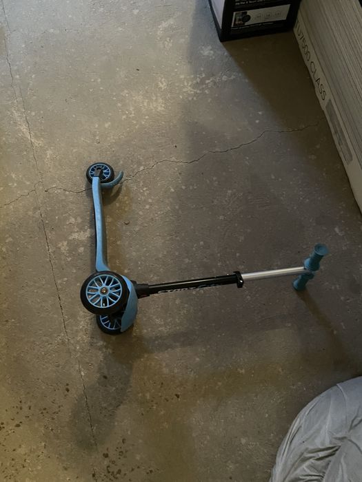 Продам детские самокаты