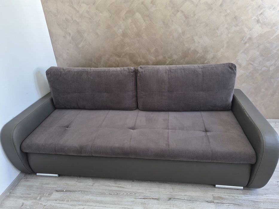Vand canapea extensibila cu lada de depozitare