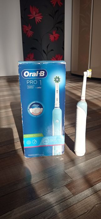 Periuță electrică Oral B 500