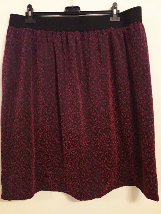 Fusta handmade pe elastic