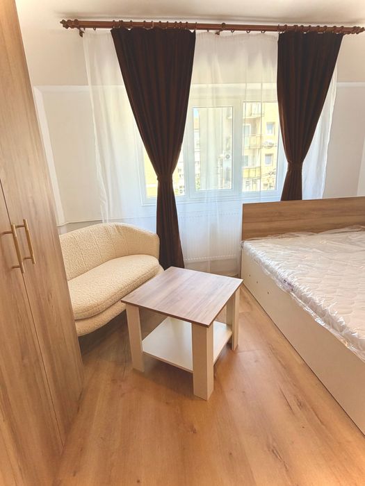 P.F. Apartament cu 1 camera de inchiriat Str. Sovata