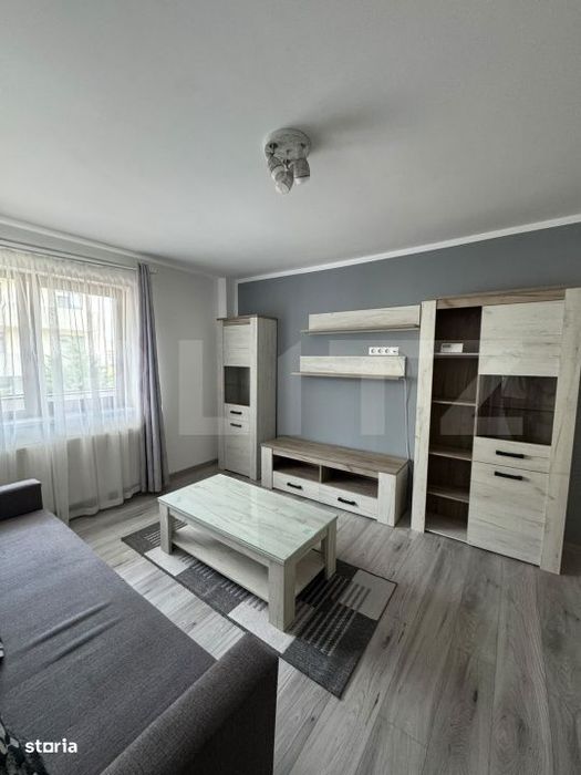 Apartament 2 camere, decomandat, loc de parcare