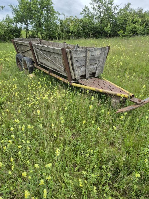 Vând sau schimb remorcă.