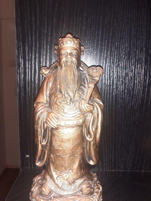 Продам статуэтки трех старцев