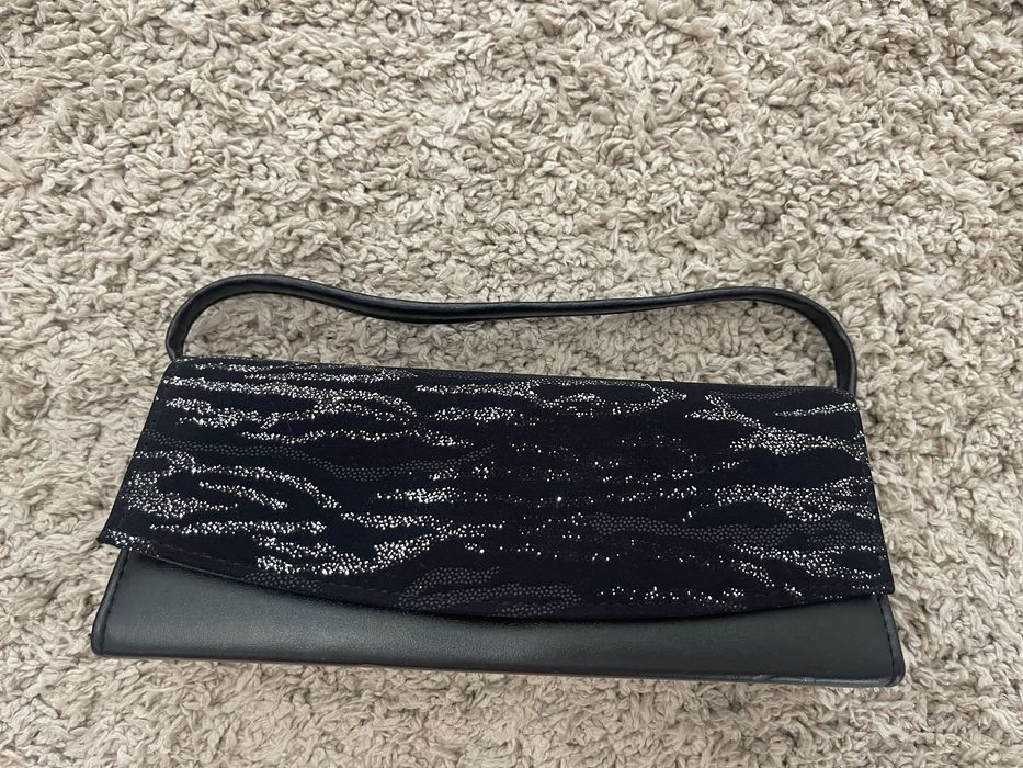 Geanta ocazie neagra cu sclipici argintiu