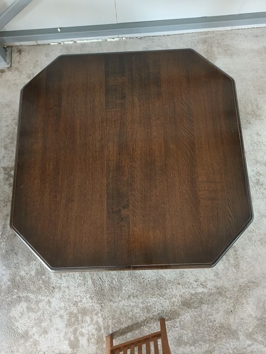 Дъбова трапезна маса