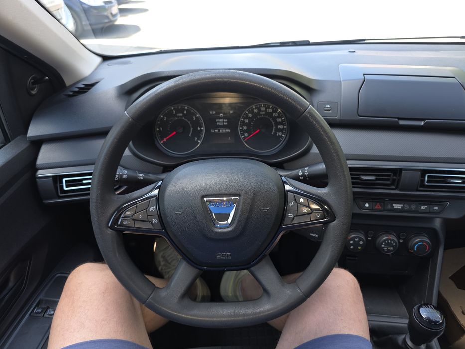 Vând Dacia logan 2022