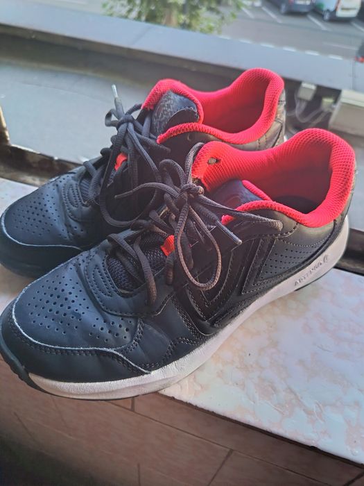 Adidasi sport Artengo , alergat / sala / sport , Decathlon Nr38  stare foarte buna