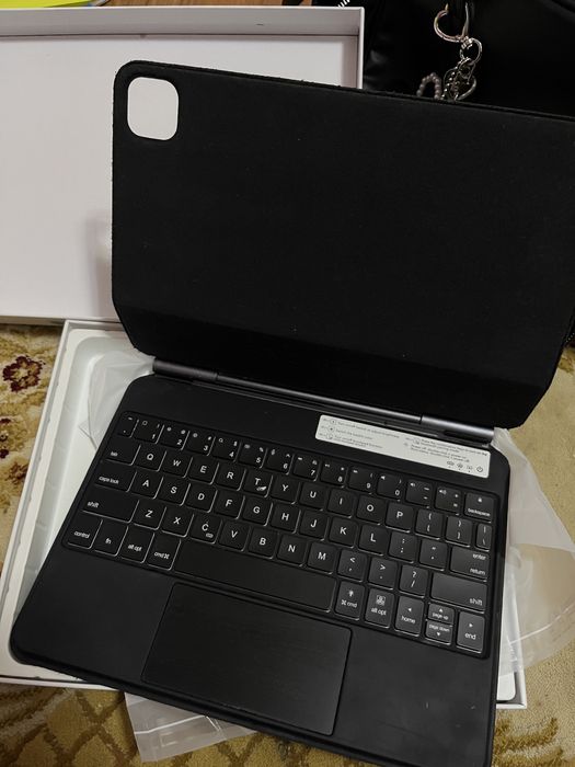 Клавиатура для айпад