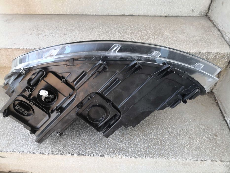 Фар Seat Alhambra Xenon десен / Фар Сеат Алхамбра ксенон Оригинален