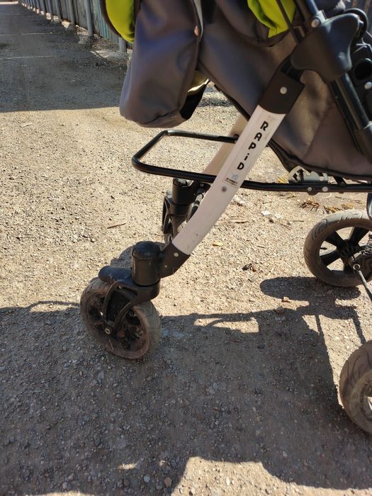 Продам детскую коляску