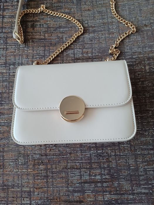 Чанта кожа DeeZee нова