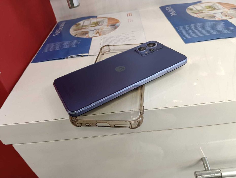 Телефон Moto j 13