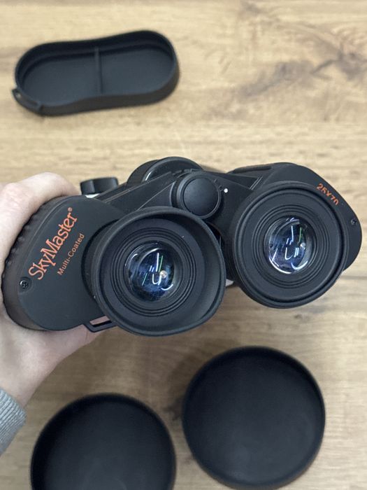 Celestron SkyMaster 25x70 - бинокль для наблюдений