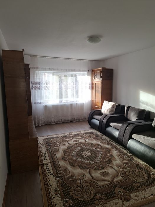 Închiriez apartament 2 camere