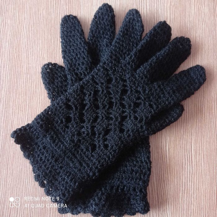Ръчно плетени ръкавици
