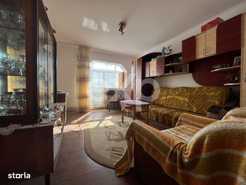 Vanzare 2 camere central etaj 3 mobilat+utilat Gaesti